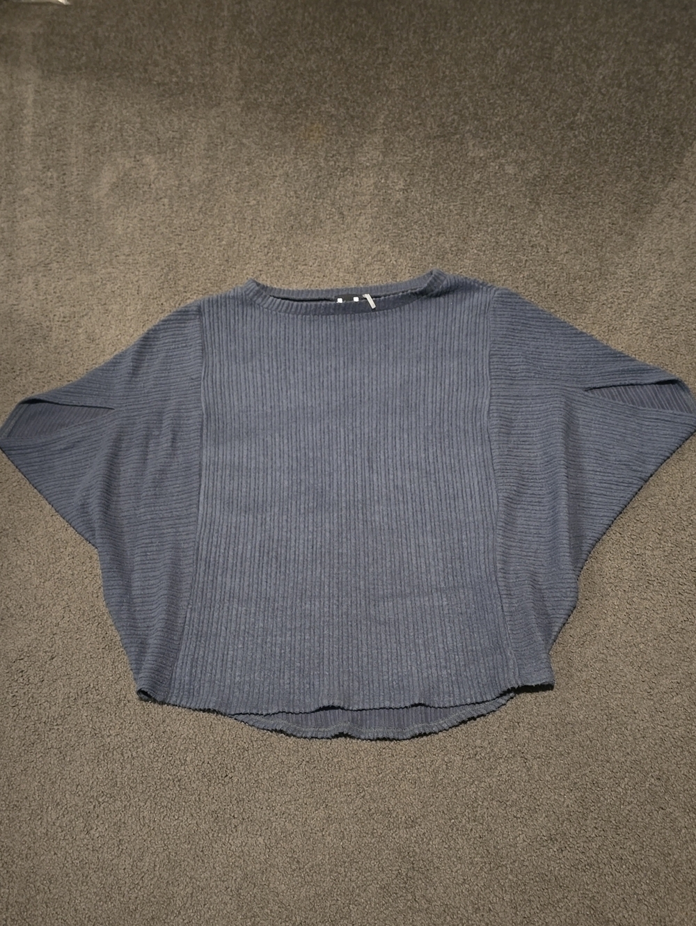 H by bordeaux Ribbed Boxy Top in Slate Blue